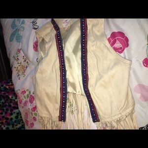 5/$20 Suede Fringe vest 🌺